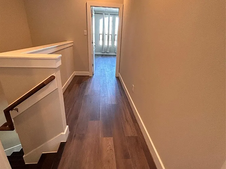 211 Milby St — Photo 21