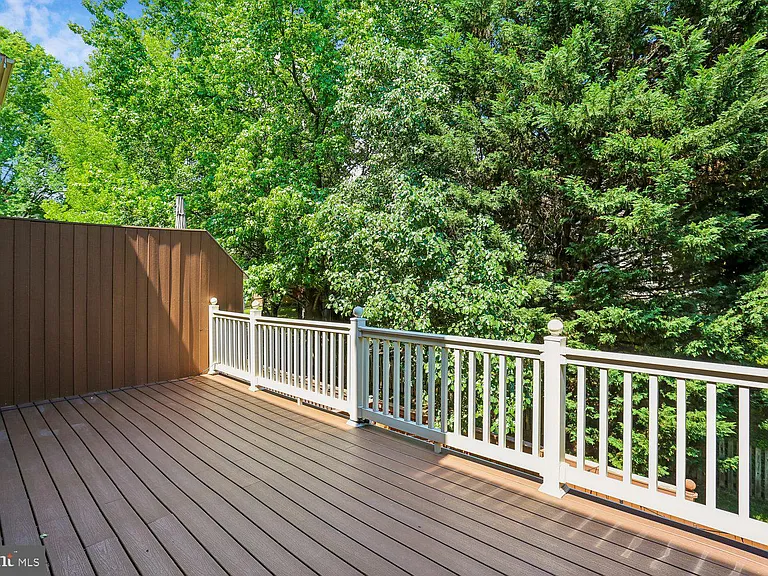 417 Winding Rose Dr — Photo 18