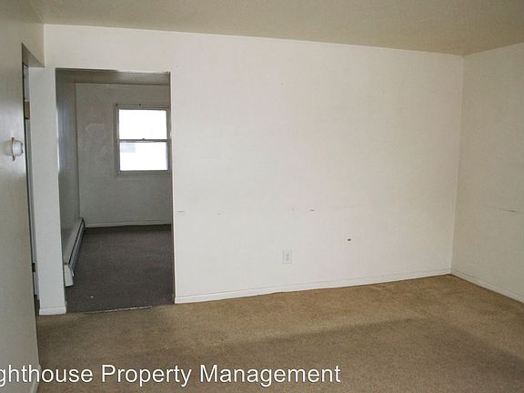 2nd image of 42 50th St SW APT D