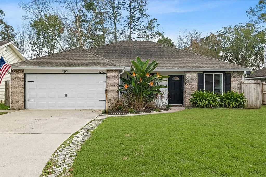 3 bed, 1402 sqft, $3,000 — Photo 2
