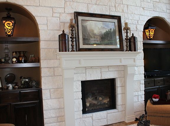 4th image of 1607 S Boulder Creek Dr