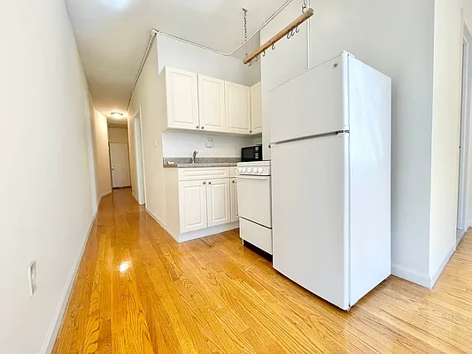 Rented by City Connections Realty | media 13