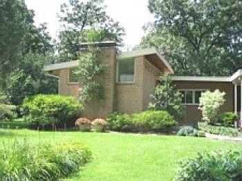 1st image of 2233 Divot Dr