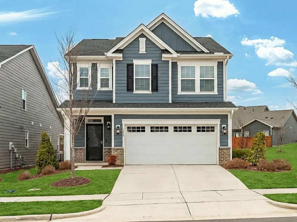 1823 Farm Pond Trl
