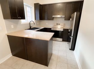 38 Carnahan Ter, Toronto, ON M4E0B2