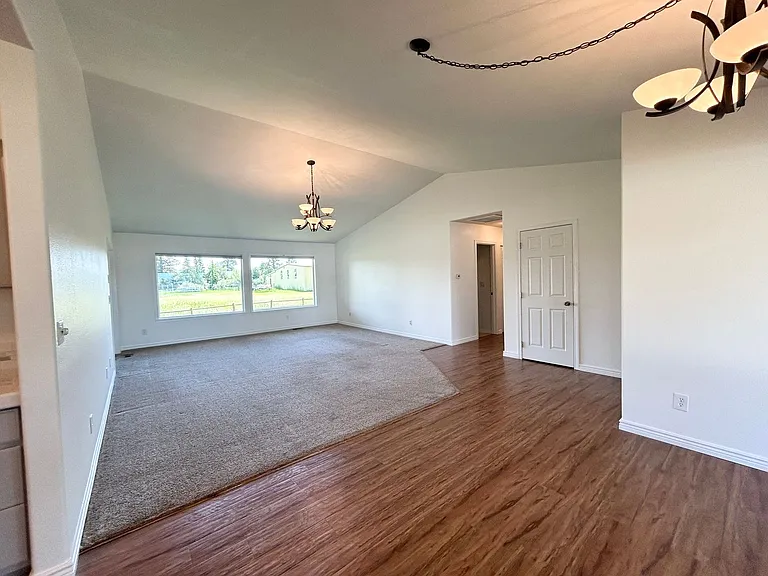 791 Springwood Ln — Photo 20