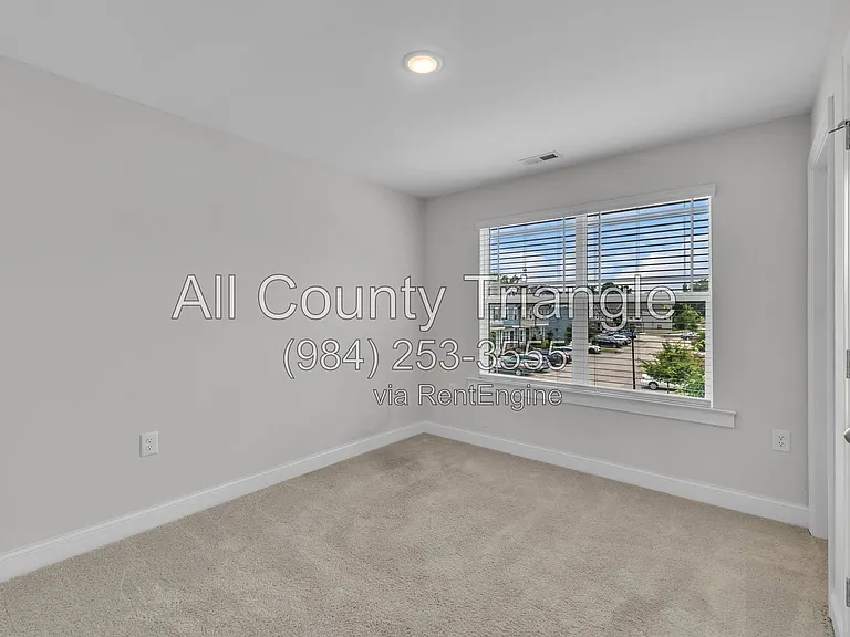 267 Old Grove Ln — Photo 29