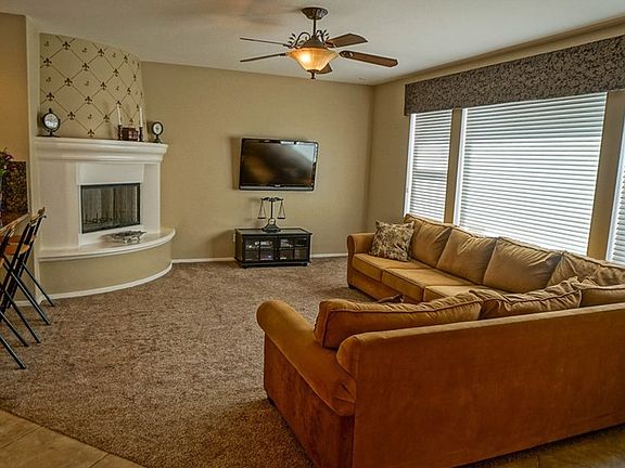 5th image of 29361 Spencer Dr