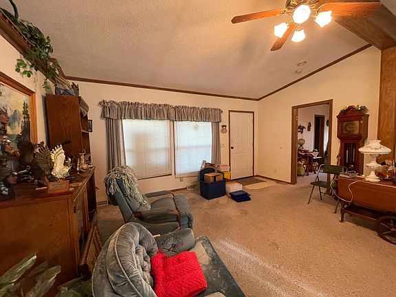 5th image of 218 Niles St