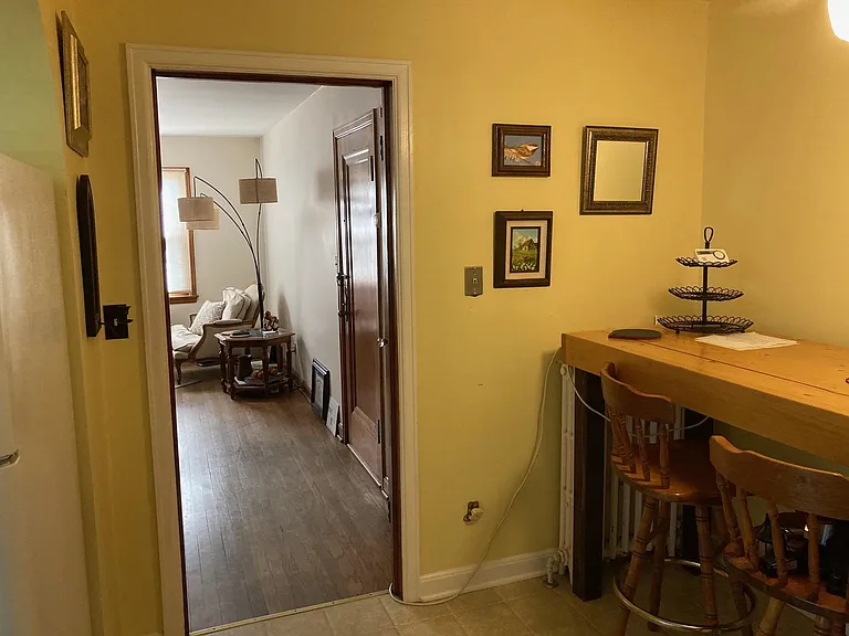 410 N Paterson St #4 — Photo 6