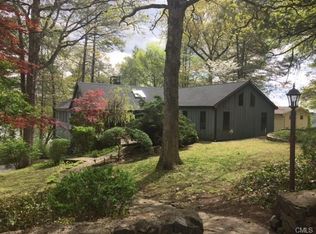 26 Fox Run, New Fairfield, CT 06812