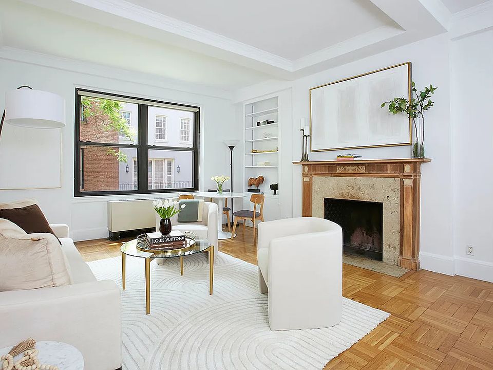 1st image of 4 E 95th St #4C