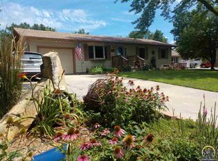 20 S Walnut St, Emporia, KS 66801