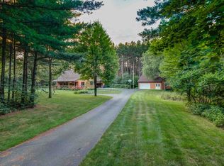 608 Fox Ridge Rd, Stevens Point, WI 54481