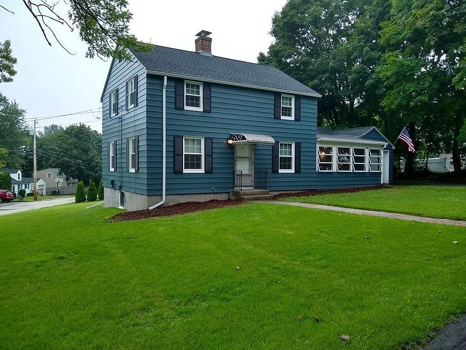 1st image of 7 Summerhill Rd