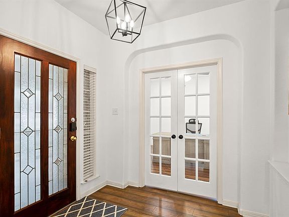4th image of 1926 Chasewood Dr