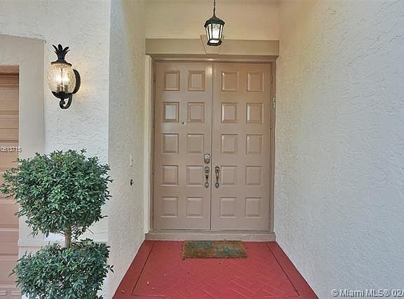 4th image of 6174 NW 78th Ct