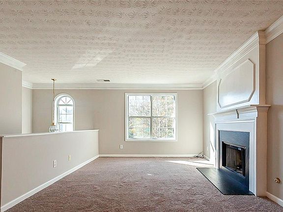 5th image of 1544 Pine Dr