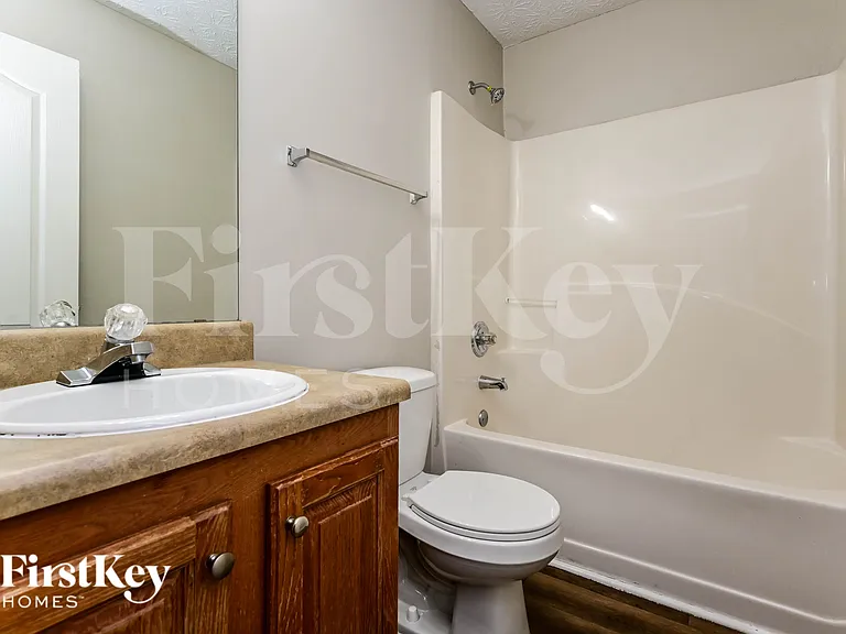 6496 Snowden Dr — Photo 18