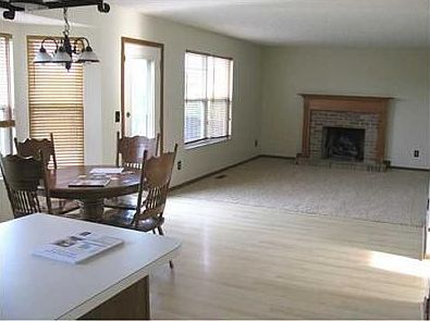 4th image of 8176 Worthington Crossing Dr