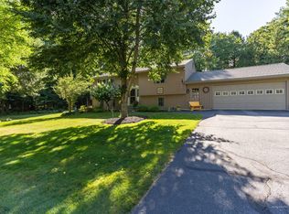 4 Hillcrest Rd, Windham, ME 04062