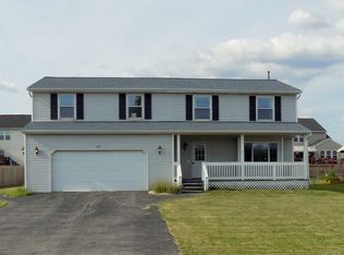 6475 Rapids Rd, Lockport, NY 14094