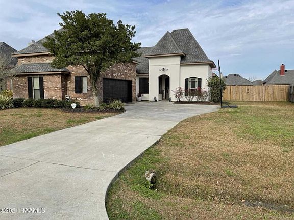 2nd image of 416 Blackwater River Dr