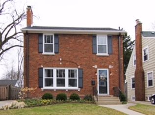 2504 Prospect Ave, Evanston, IL 60201