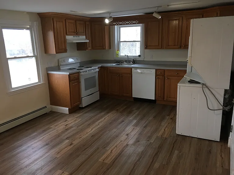 19 Pearl St #3A — Photo 2