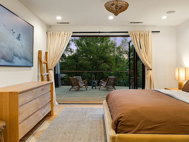 8052 Woodrow Wilson Dr — Photo 54