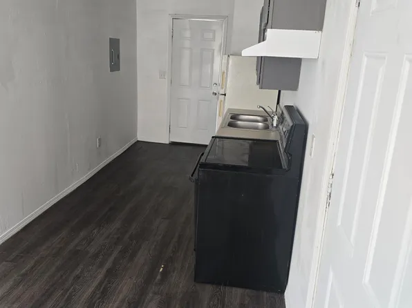 1209 N 10th St. - Unit 4, 1209 N 10th St, Killeen, TX 76541