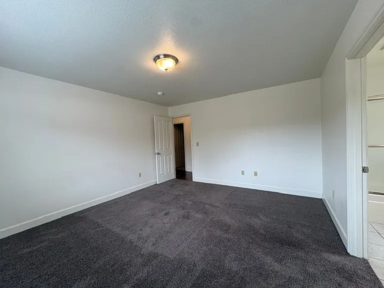 1200 Winchester Ave — Photo 13