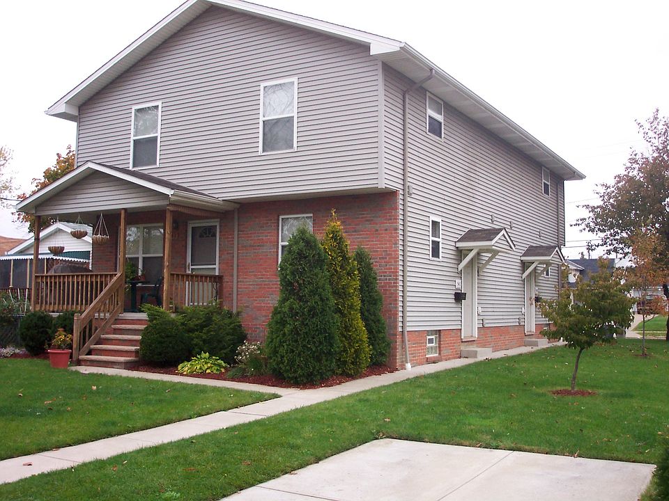 south half of duplex
