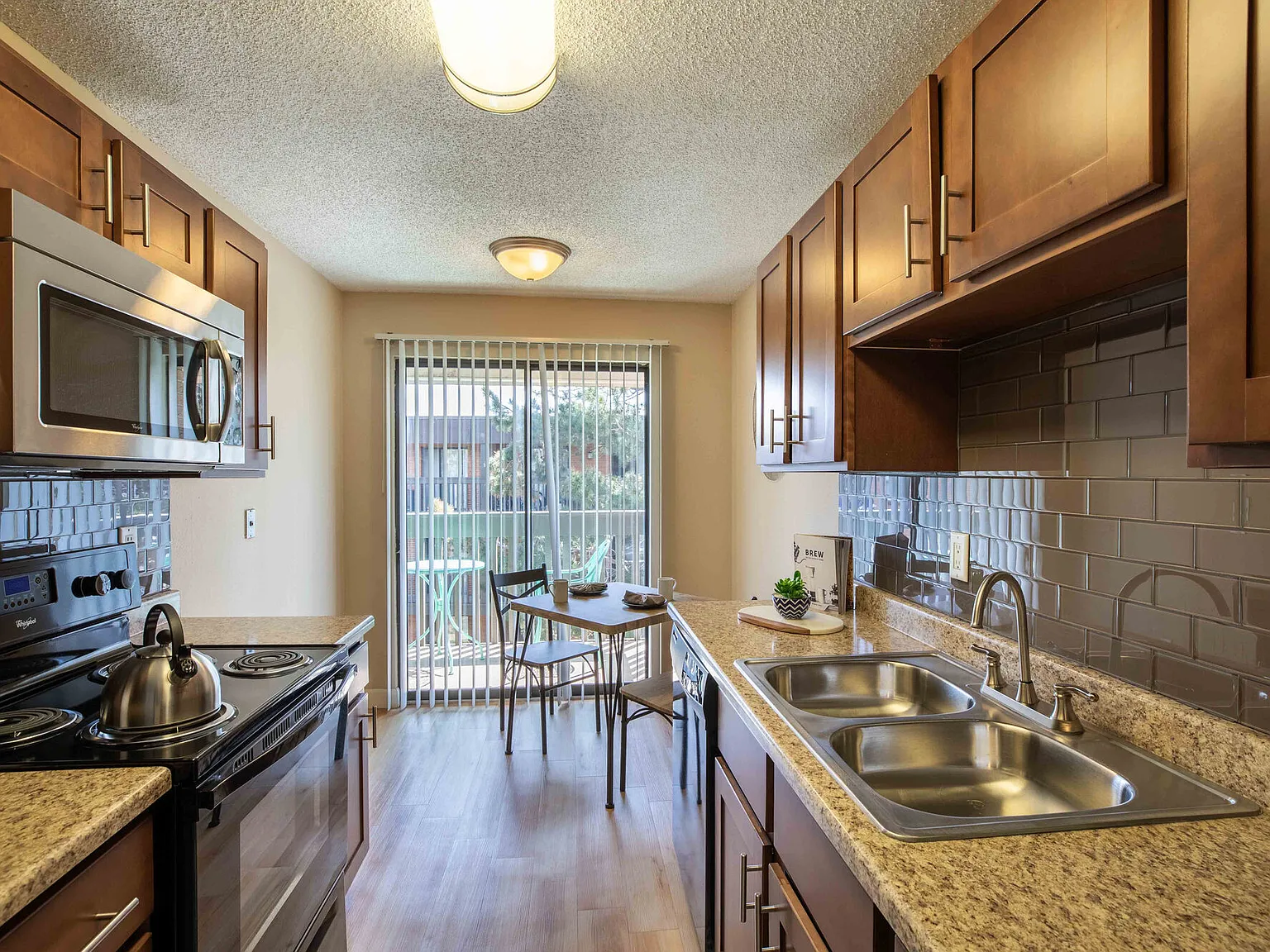 Summitt Ridge — Photo 1
