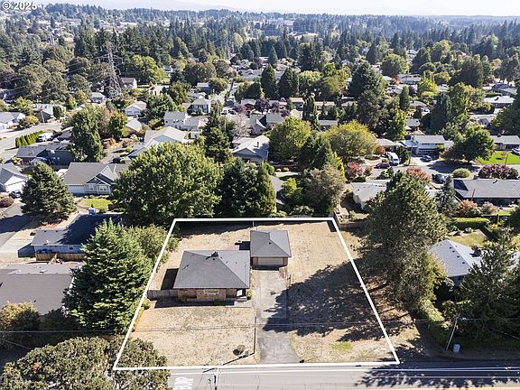 3rd image of 5509 NW Lincoln Ave