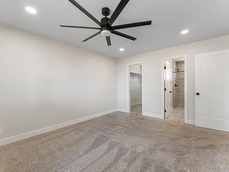 2150 Lake Havasu Plz — Photo 24