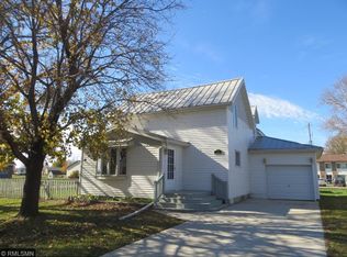 712 Ash Ave, Gibbon, MN 55335