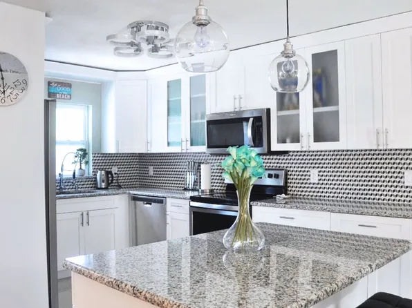 1237 Lotus Path, Clearwater, FL 33756