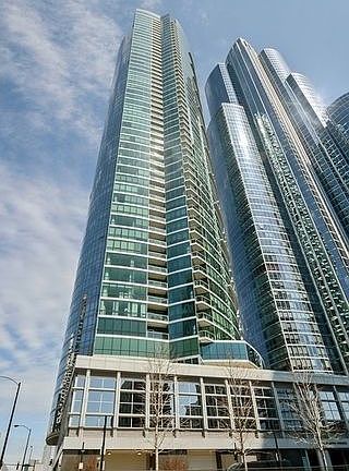 2nd image of 1201 S Prairie Ave APT 3302