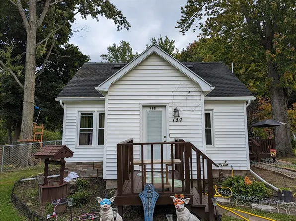 134 Linwood Ave, Albion, NY 14411