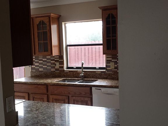 2nd image of 6282 Yorktown Dr
