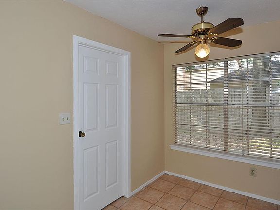 2nd image of 3211 Holly Green Dr