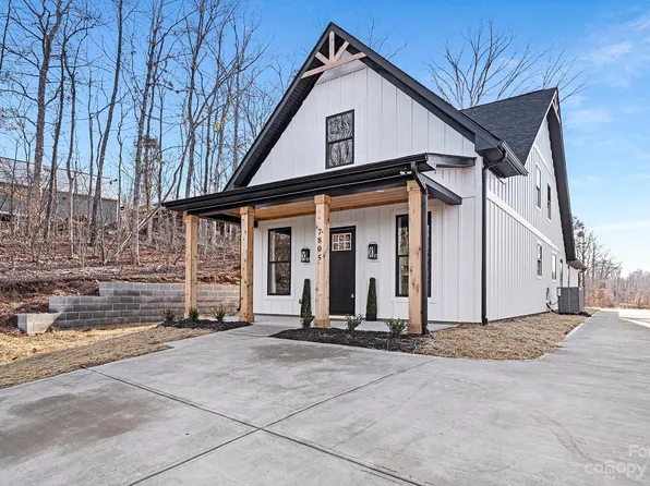 7805 Cedarbrook Dr, Charlotte, NC 28215