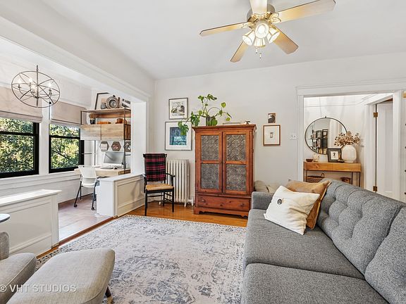 3rd image of 6205 N Wayne Ave #3