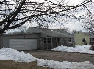 116 Indian Ter, Burlington, IA 52601