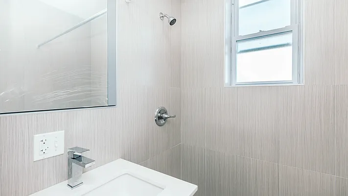 Rented by Nooklyn NYC LLC | media 17