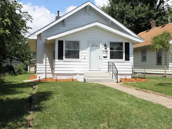2048 E Walnut St, Des Moines, IA 50317