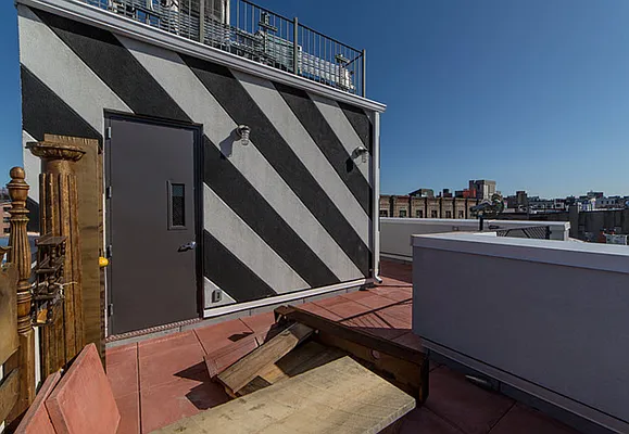 Rented by Nooklyn NYC LLC | media 51