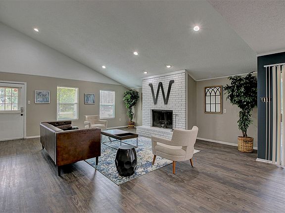 Westbridge Apartments