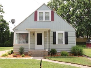 711 Harlan Ave NE, Grand Rapids, MI 49503